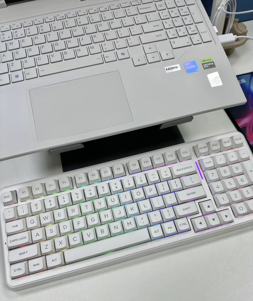 Gaming Keyboard Bluetooth - Tastiera Meccanica Personalizzabile MCHOSE K99 V3,
