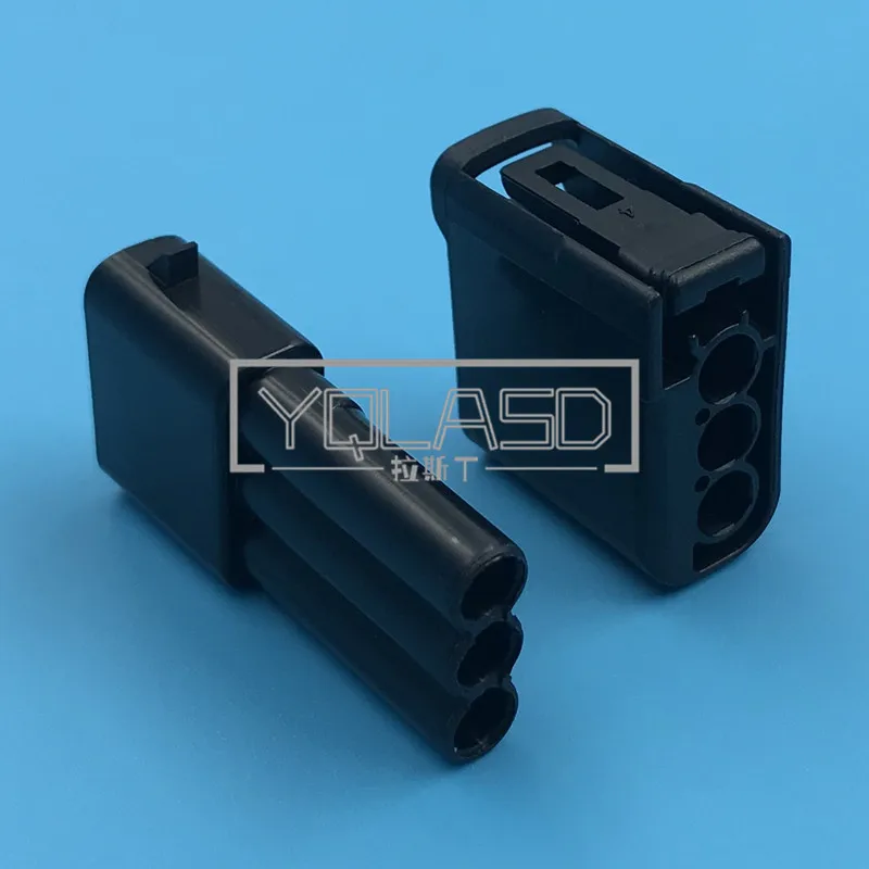 1 Set 3 Vie Nero Auto Connetto - Coiled Usb Cable recensione e prezzo